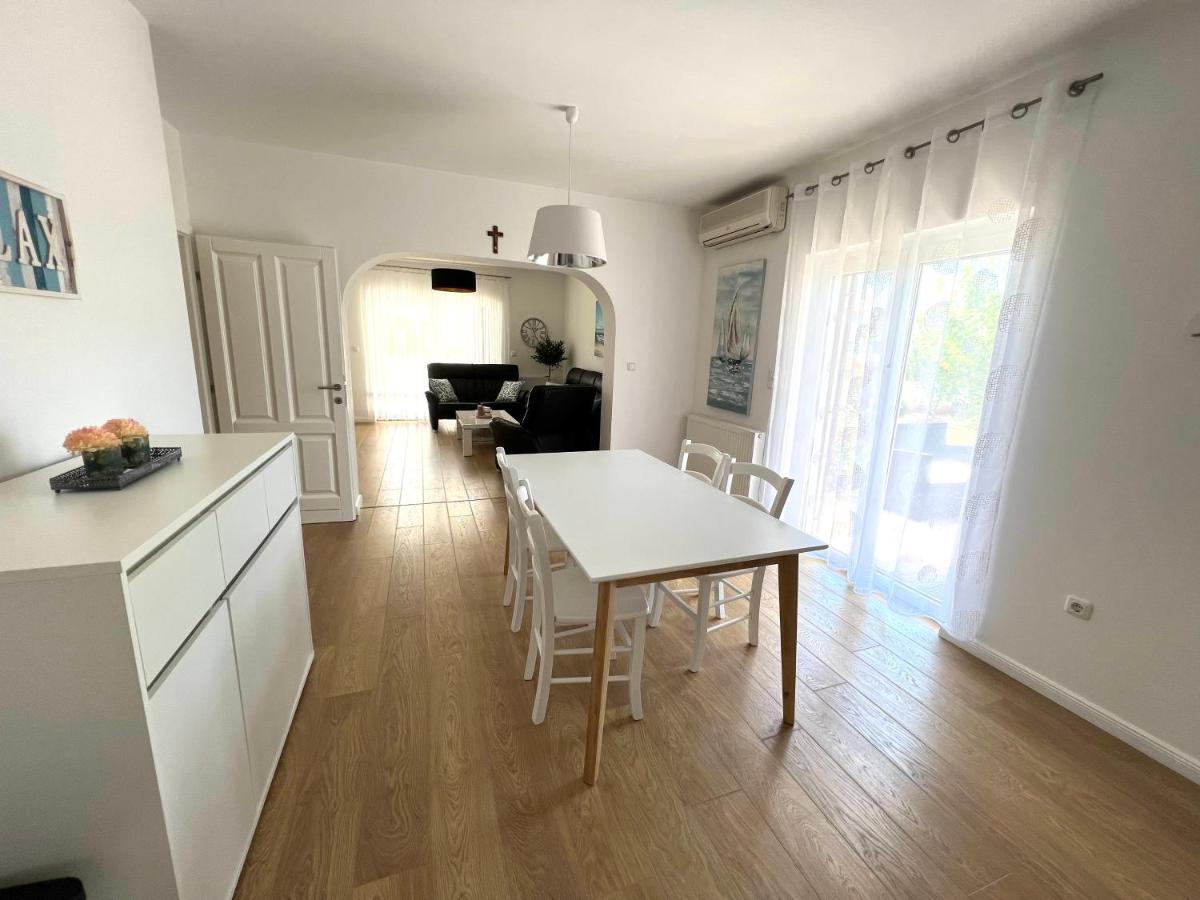 Luxor Apartment Trogir Exterior photo